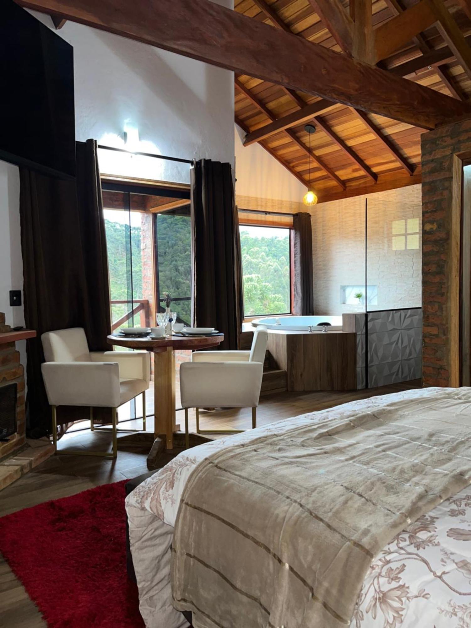Lodge Pinheiros Da Mantiqueira Camanducaia