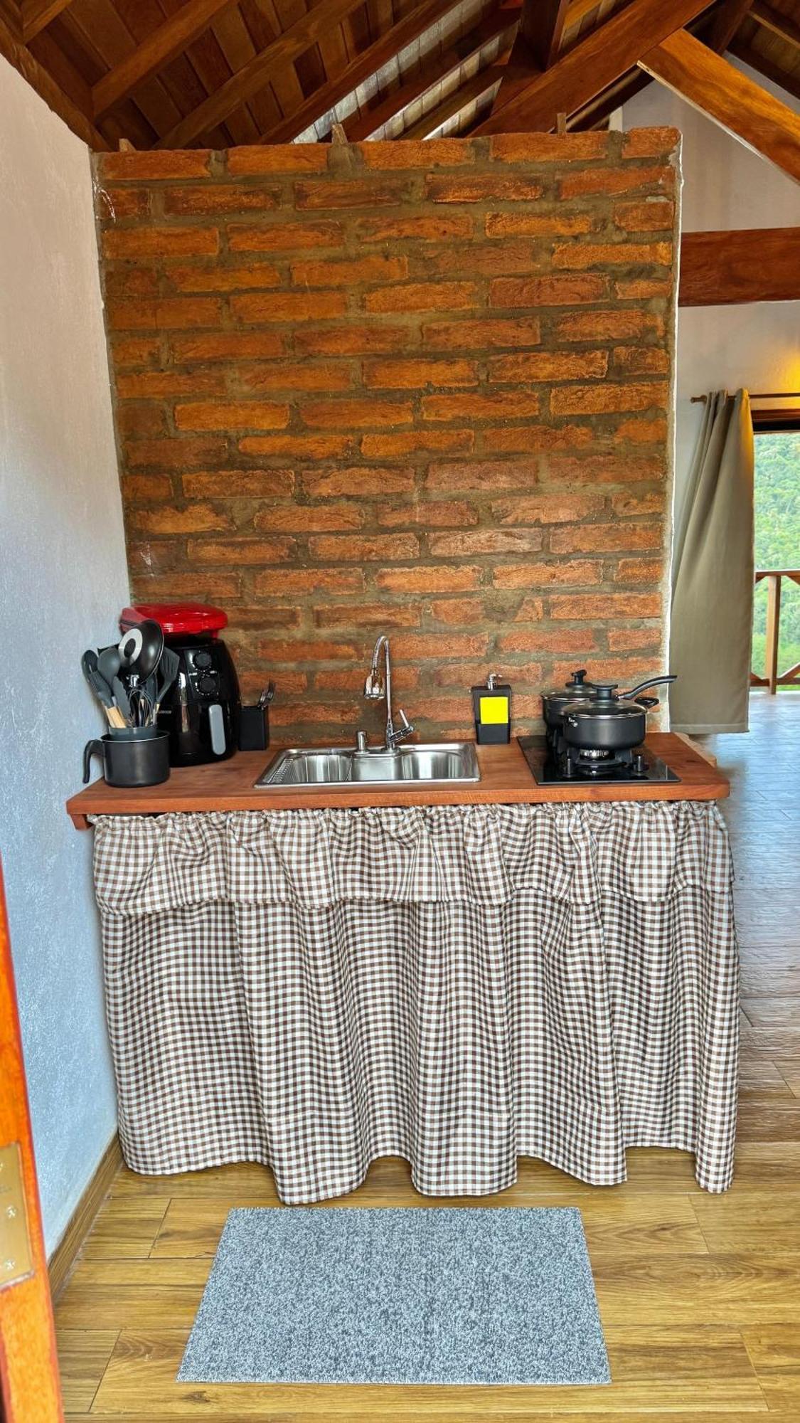Lodge Pinheiros Da Mantiqueira